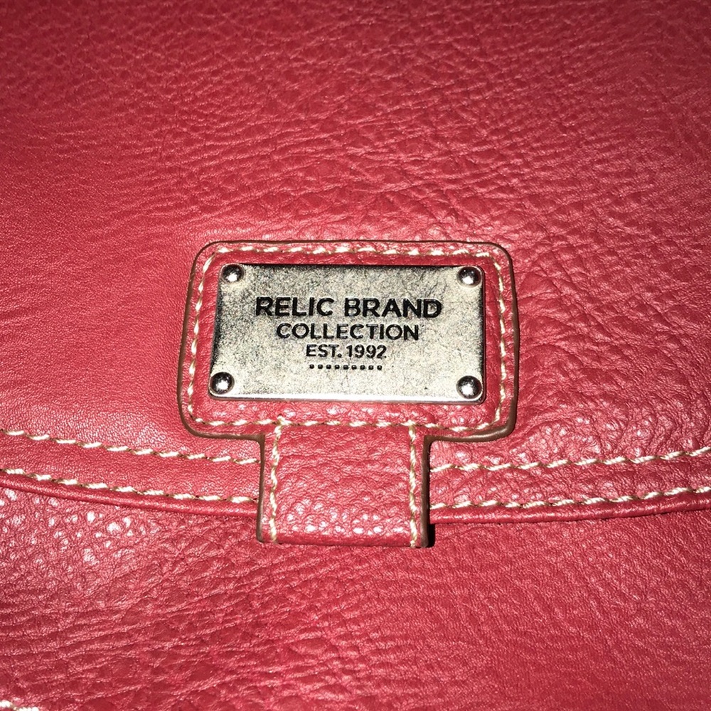 Relic Brand Purse